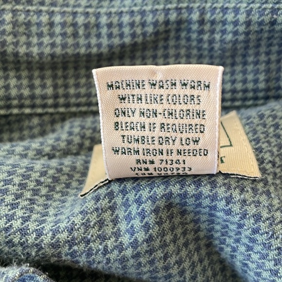 L.L. BEAN button down shirt size L blue check traditional fit cotton lon… - Picture 4 of 4
